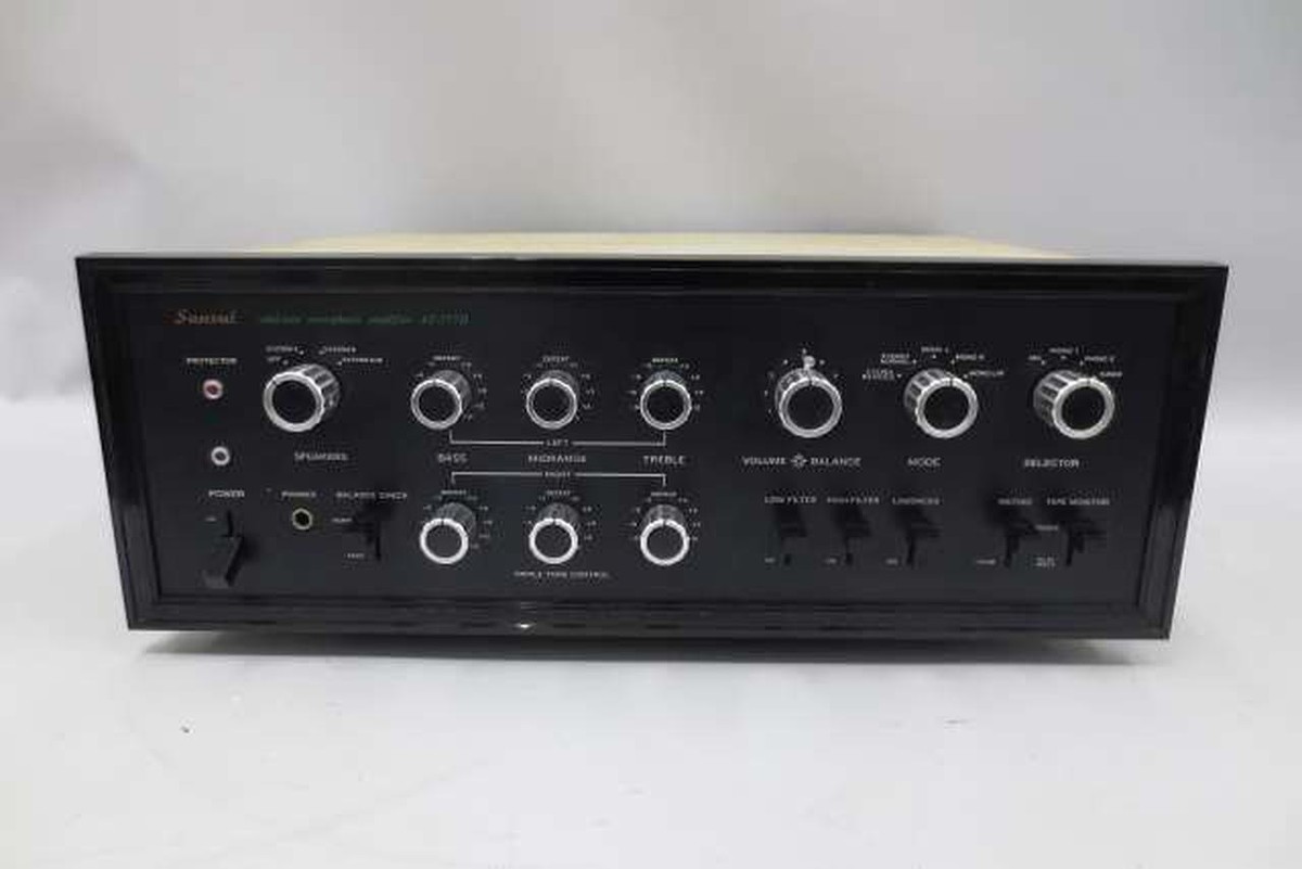 Sansui ステレオアンプ AU-777 Sansui AU-777D: um clássico discreto que surpreende no som
