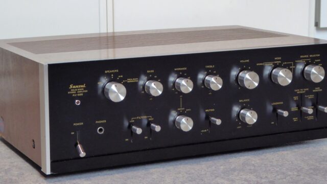 Sansui AU-888: a entrada no mundo High-End da Sansui vintage